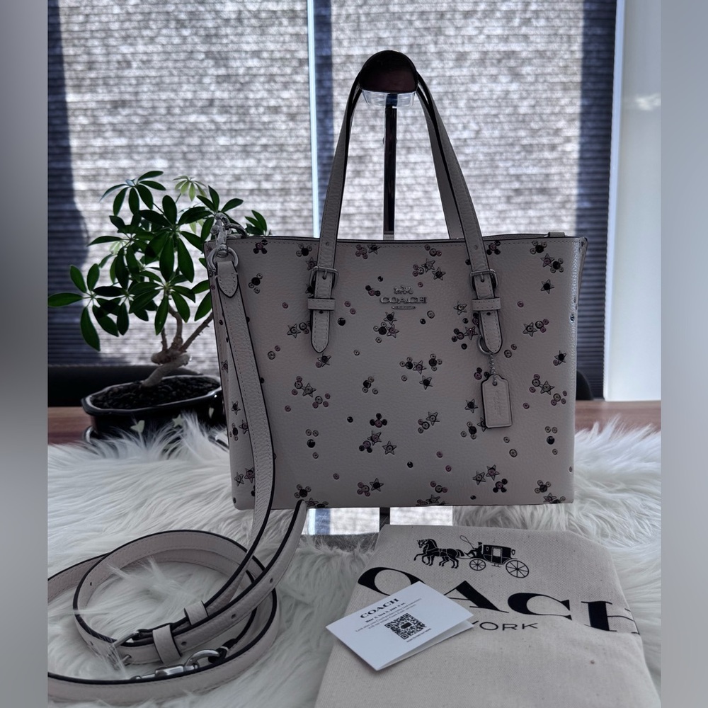 CCV87 Coach Mollie Tote Bag 25 With Star Print